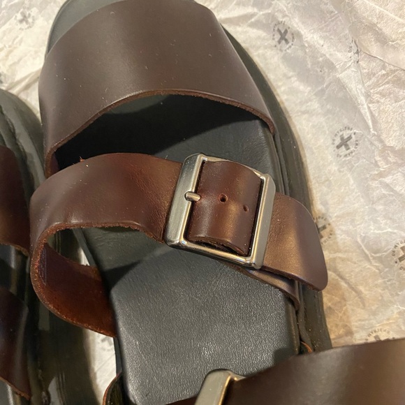 Dr Martens leather Sandals (women’s sz 39 / US 7) - Picture 2 of 5